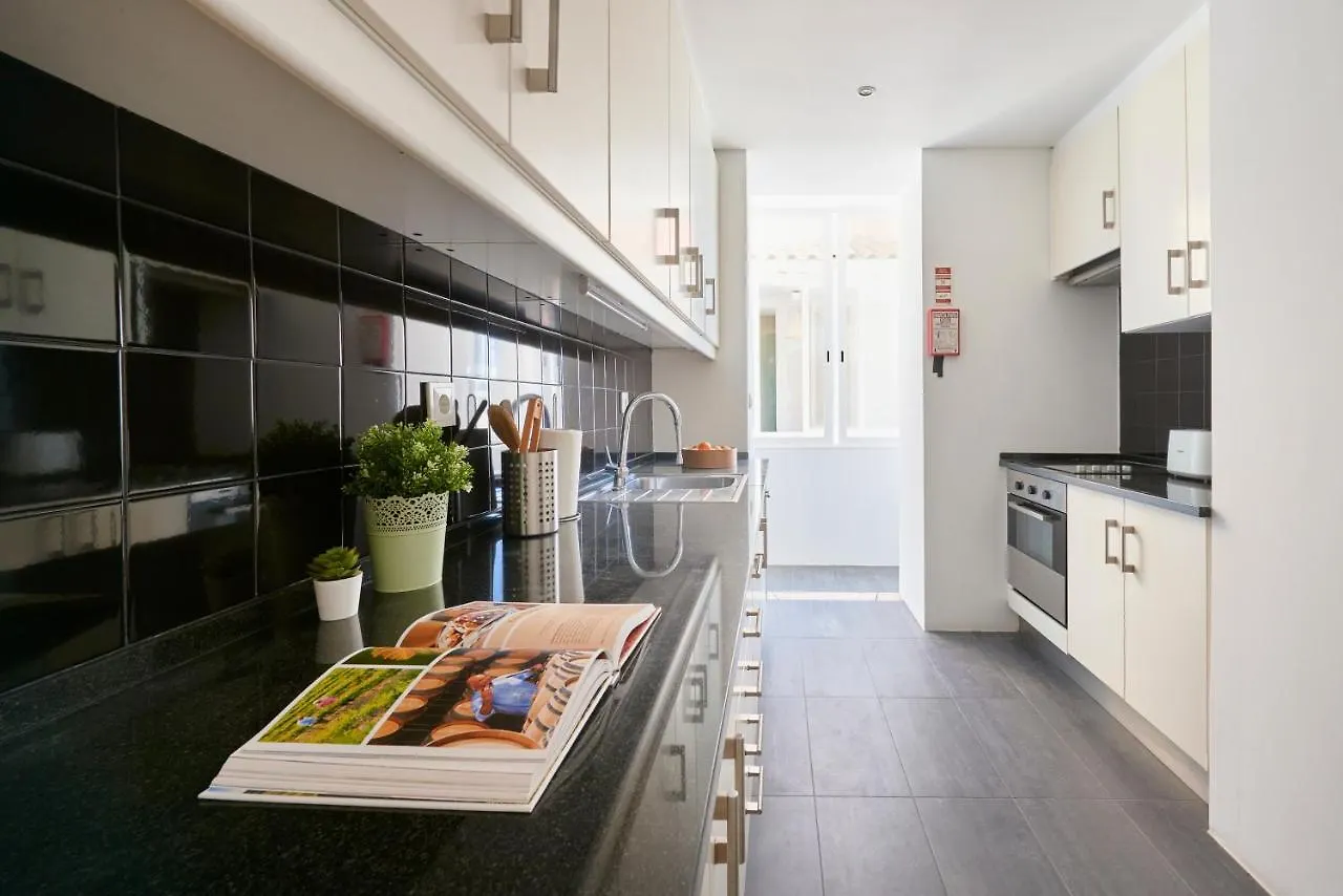 Sunny Apartment In Lisbon! Portugal
