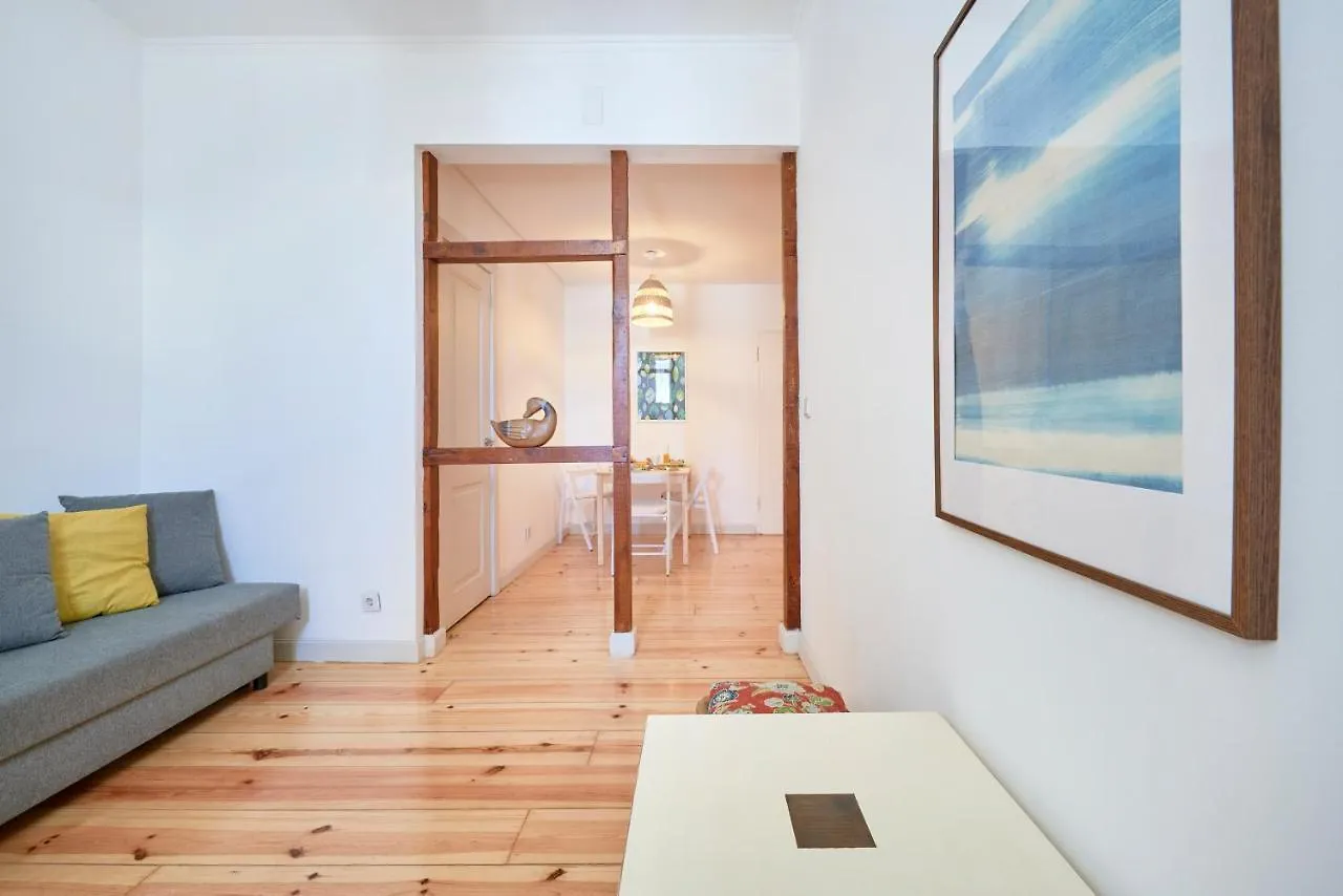 Sunny Apartment In Lisbon! Lissabon